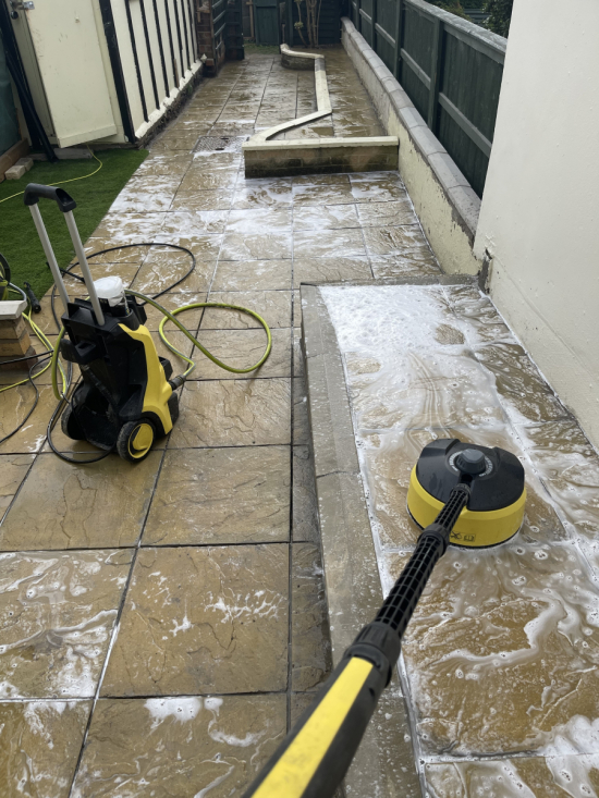 nettoyage all&eacute;e pav&eacute;e