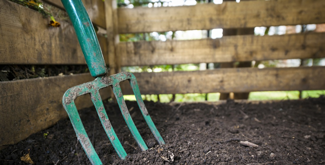 Pour leur entretien annuel apporter des engrais &agrave; vos massifs et parterres