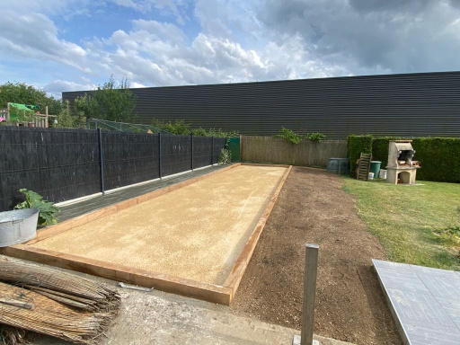 Création d'un terrain de pétanque
