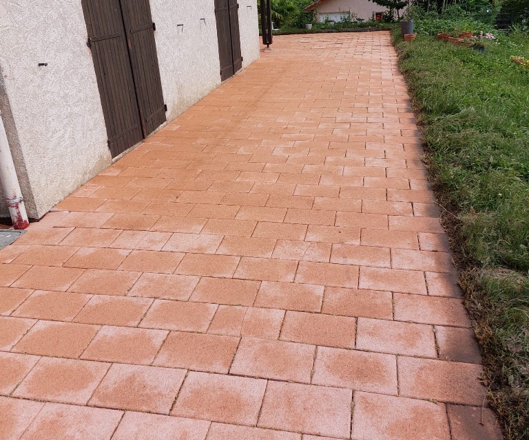 Nettoyage de revêtement extérieur